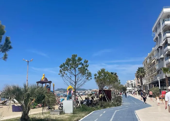 아파트 Beachside Bliss